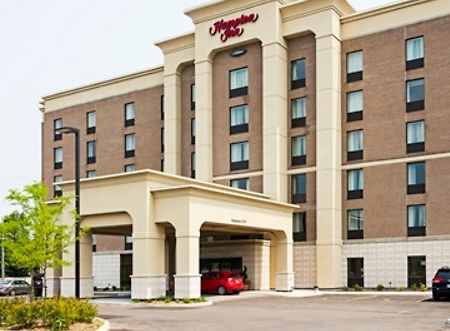 Hampton Inn Ottawa Airport Ontario Exterior photo