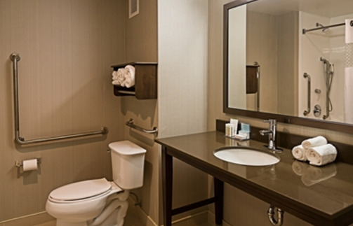 Hampton Inn Ottawa Airport Ontario Exterior photo